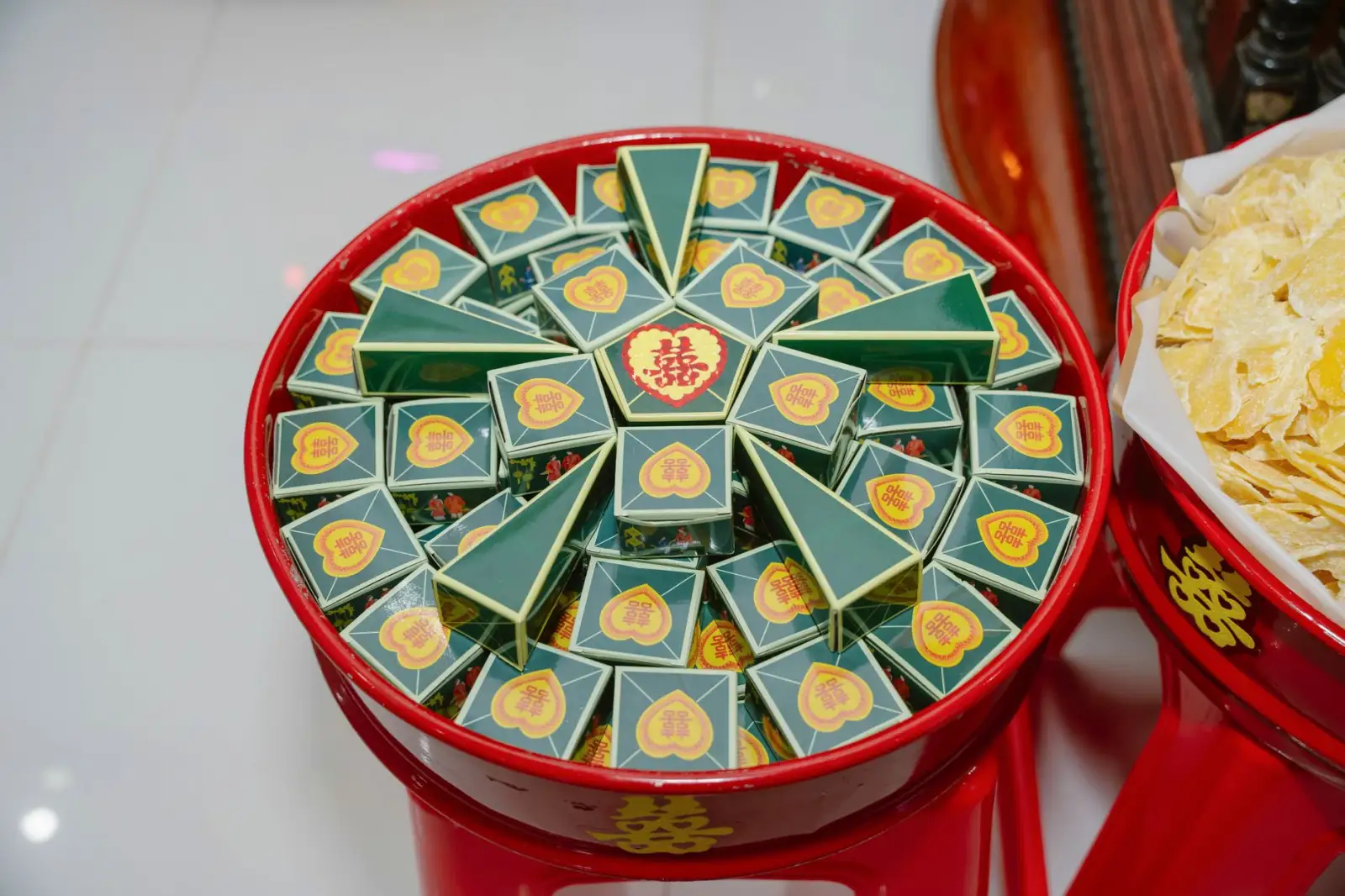 月嫂与保姆服务对比分析：武汉家庭如何根据实际需求选择合适家政人员